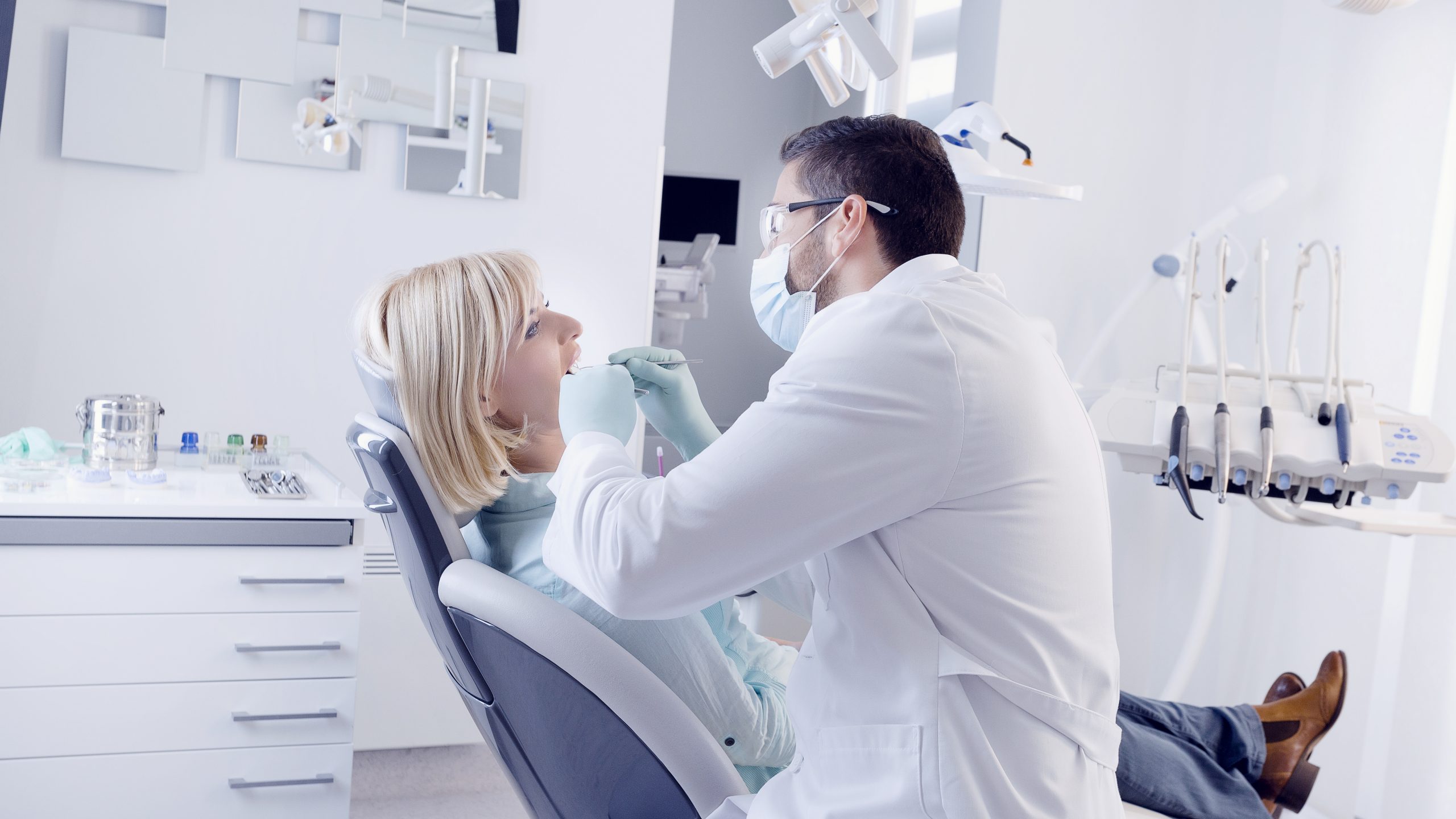 Dentist in Montrose, CA